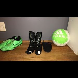 Women’s Nike soccer equipment